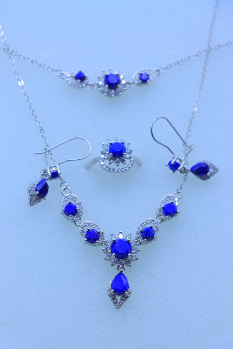 Elegantes Lapislazuli-Schmuckset – Bild 3