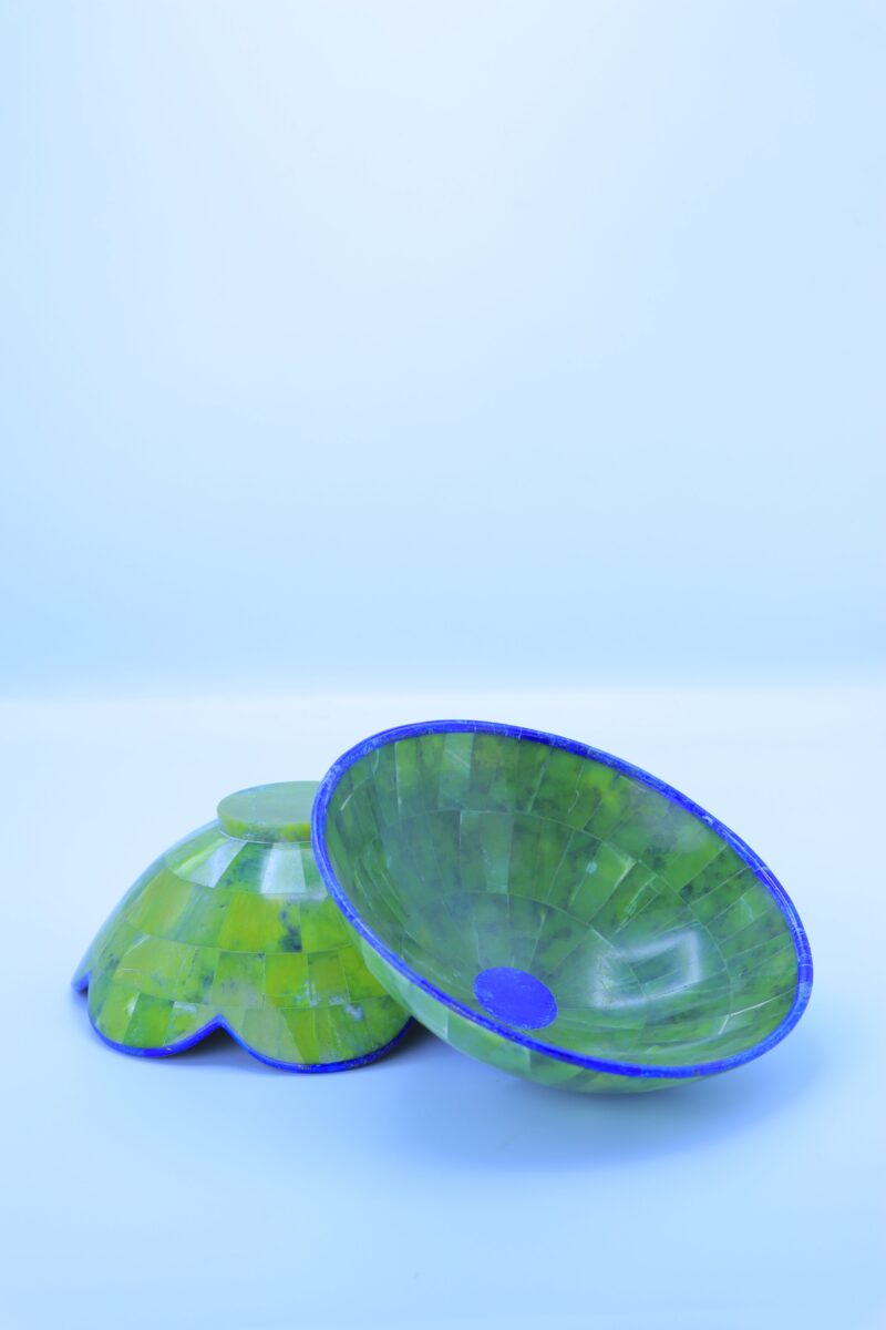 Grüne Onyx-Schalen im Blumen-Design – Bild 2